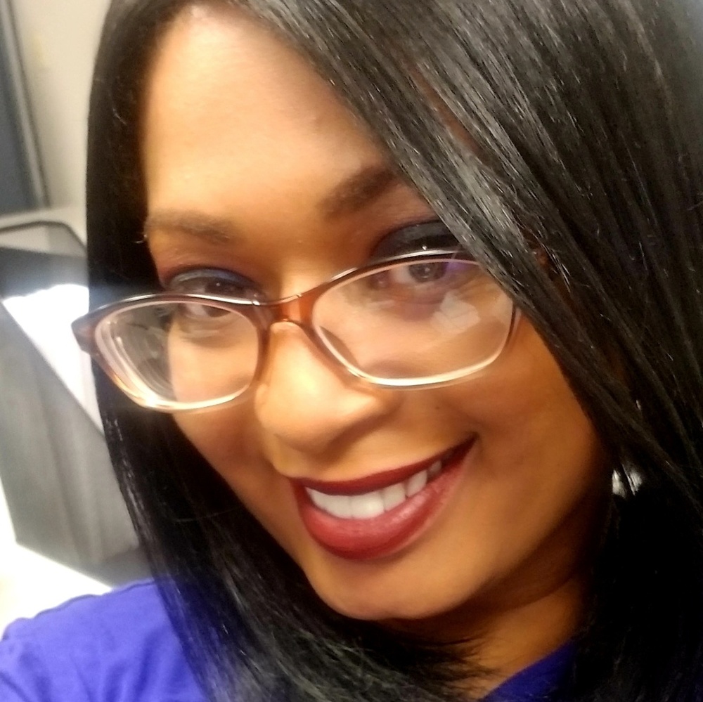 Meet your Posher, Leah